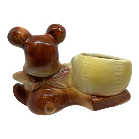 Shawnee Vtg Ceramic NurseryTeddy Bear Baseball Planter - Picture 3 of 7